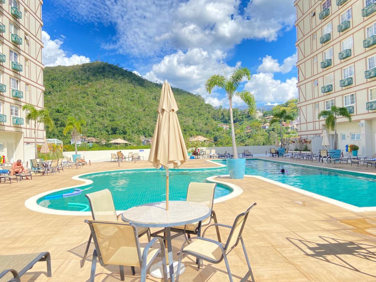 PetrópolisFlat 217 Granja Brasil - Com Piscina Em Itaipavaアパートメント エクステリア 写真