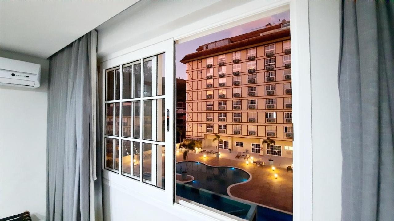 PetrópolisFlat 217 Granja Brasil - Com Piscina Em Itaipavaアパートメント エクステリア 写真